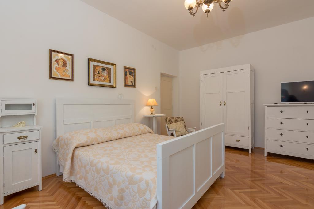 Apartments Coce Trogir Exterior foto